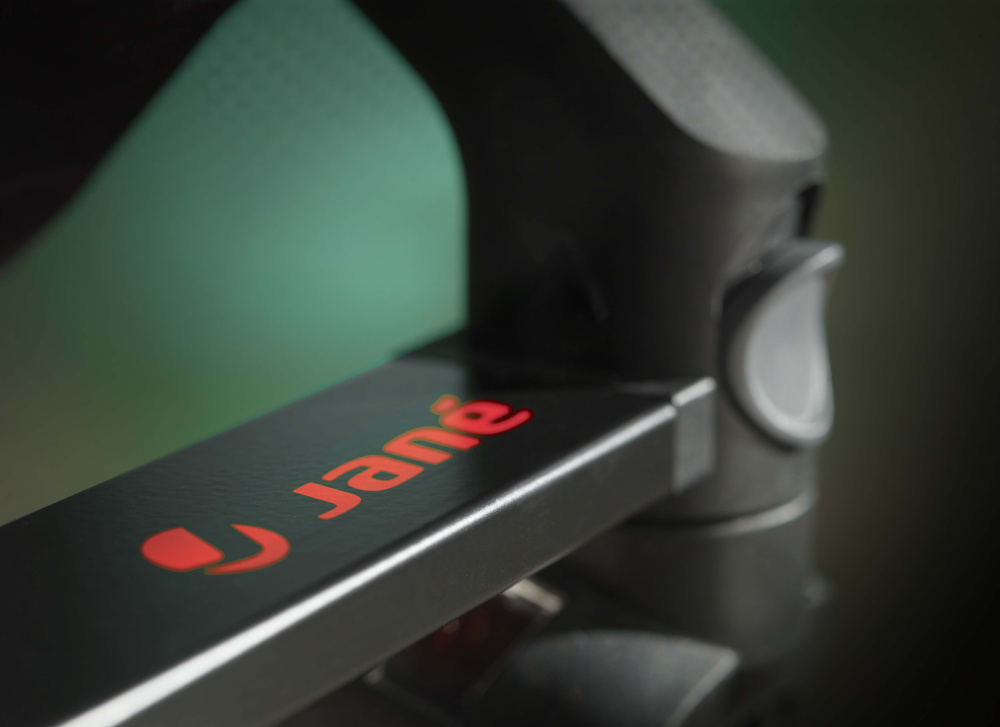 JANE  3  1 Crosslight Pro Carbon +Micro Pro 2+Koos I-Size Racer Black Limited ( ) -   22