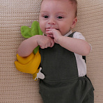 Oli&Carol игрушка-контейнер Banana