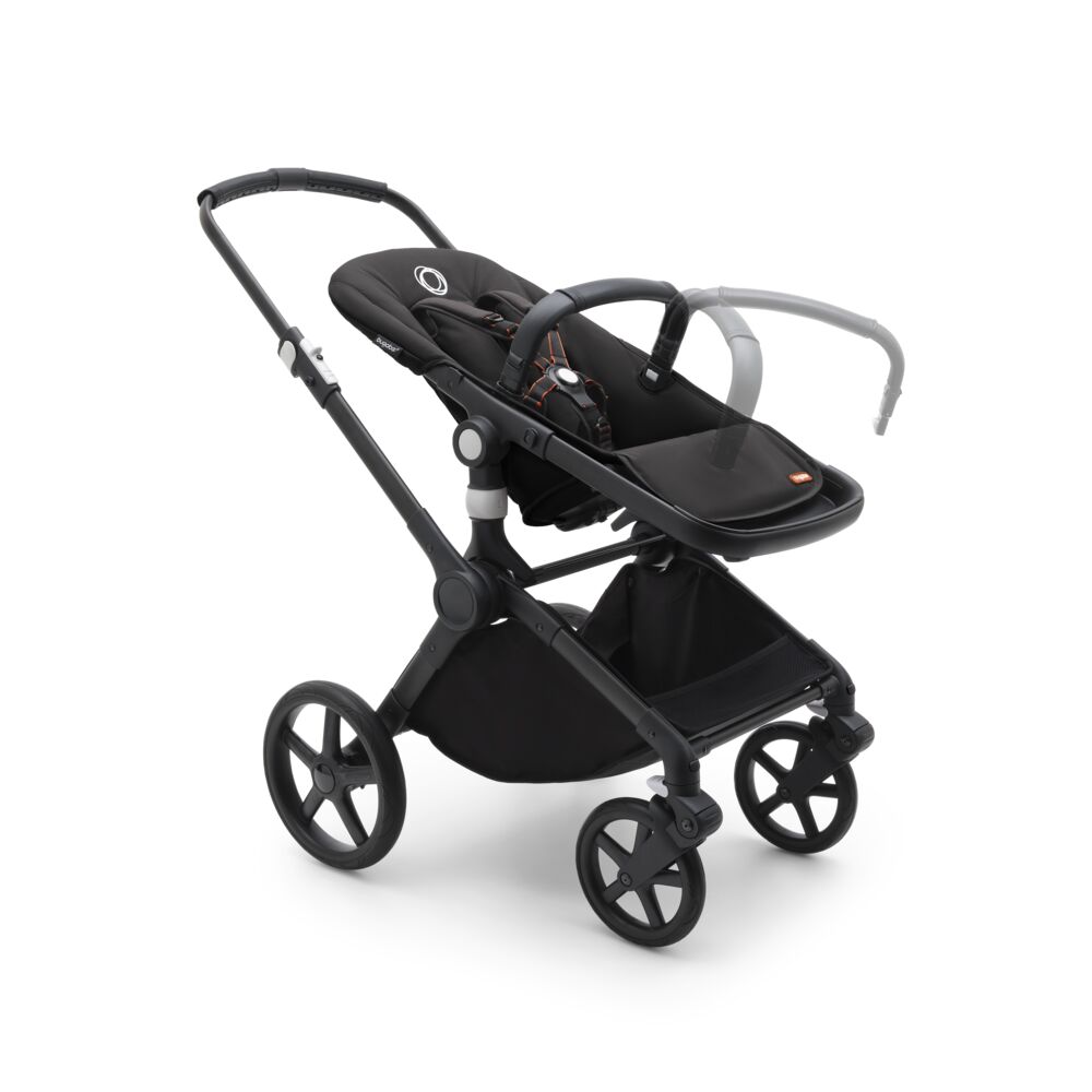 Bugaboo Fox Cub коляска 2 в 1 Black/ Midnight Black/Midnight Black - фото  10